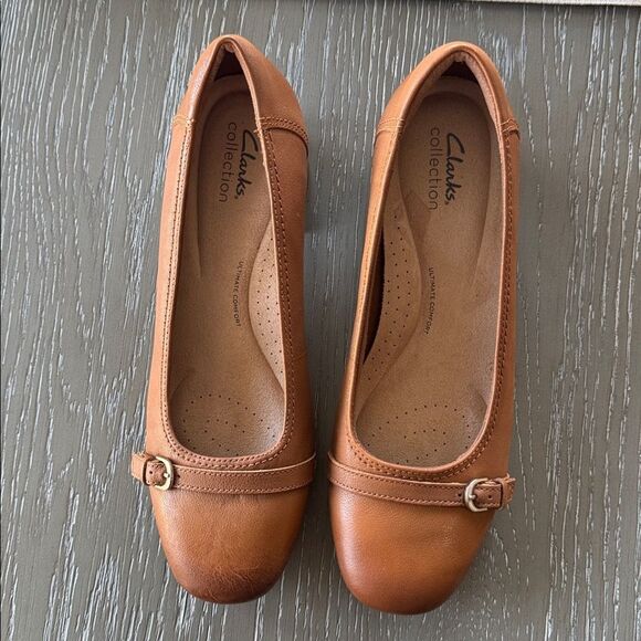 Clarks Marilyn Nora Tan Leather Block Heel Pumps Block Heel Classic Size 9.5 EUC - Picture 2 of 12